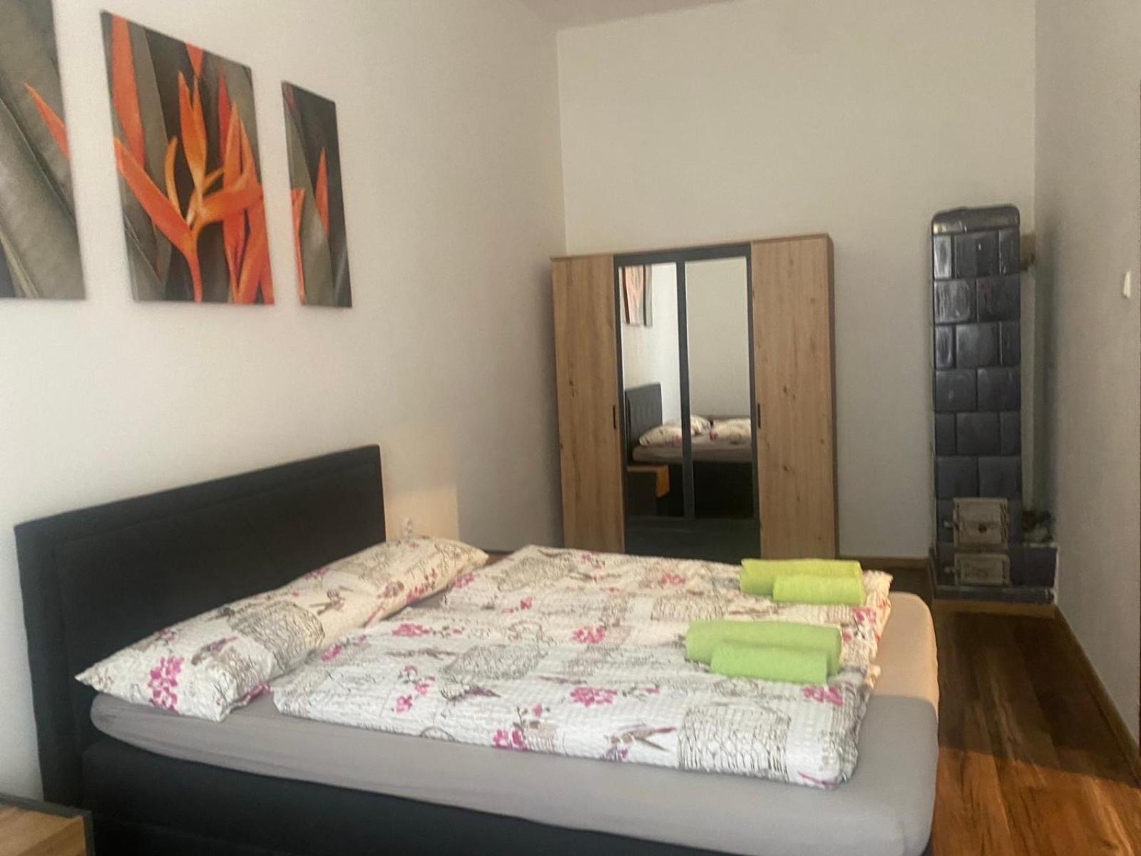 City Apartment Cheb Eksteriør billede